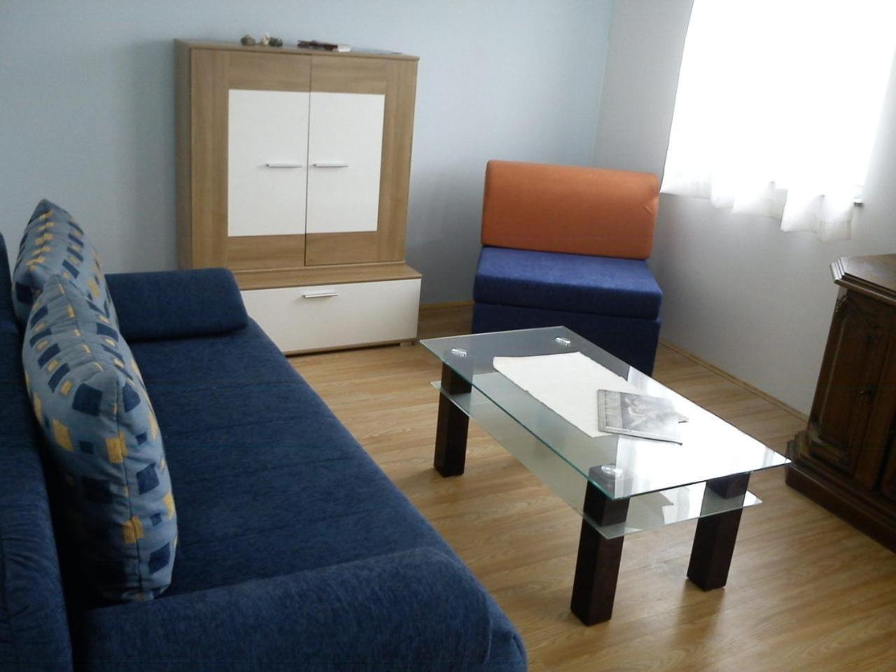 Apartments Antonija - Fitness Vinišće Exteriör bild